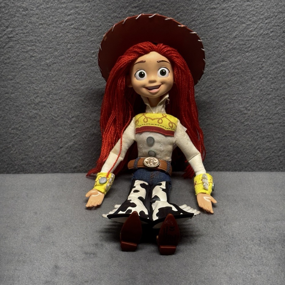 Disney Toy Story Jesse Doll Toy 14" Pull String Talks Yarn Hair Works with Hat